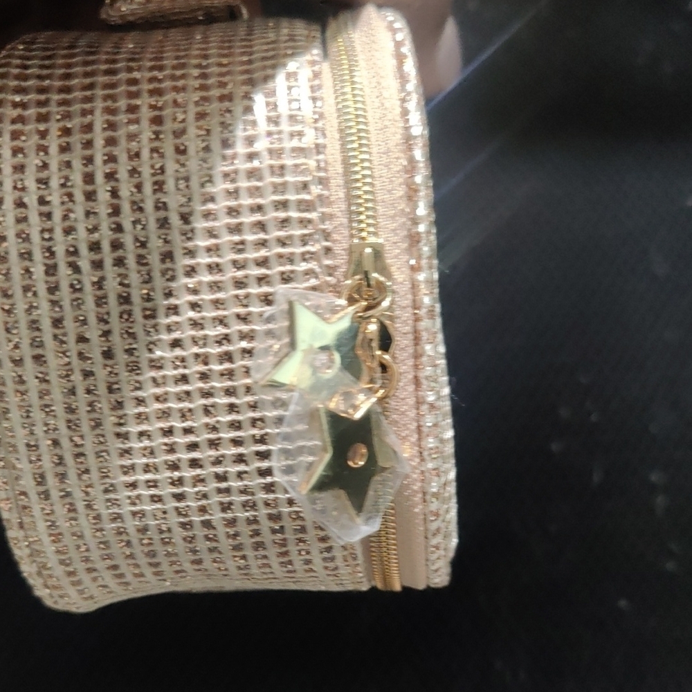 Shimmering Christin Doir Gold Clutch with Star Emblem - Picture 6 of 14